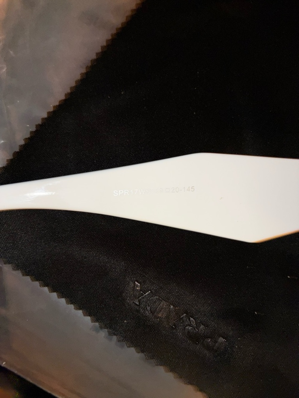 White prada glasses - Picture 3 of 5